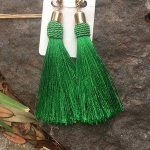 Dangling tassel earrings